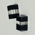 Black and white quartz flow cells